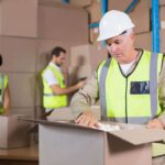 How to manage warehouse staff